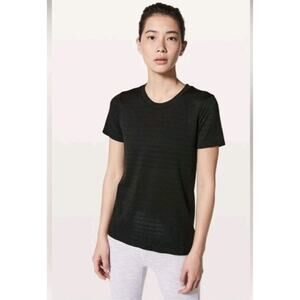 Lululemon Breeze By Short Sleeve Seamless Black Tshirt Size 8